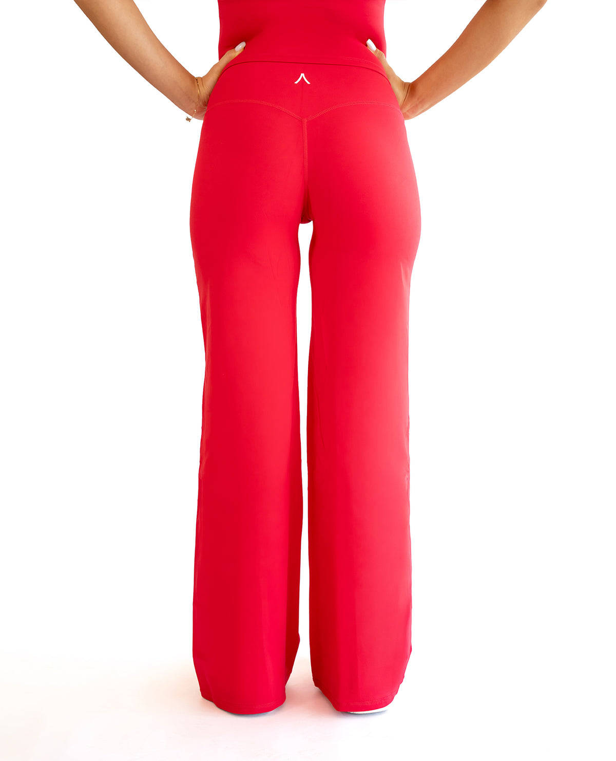 STRAIGHT LEG PANTS